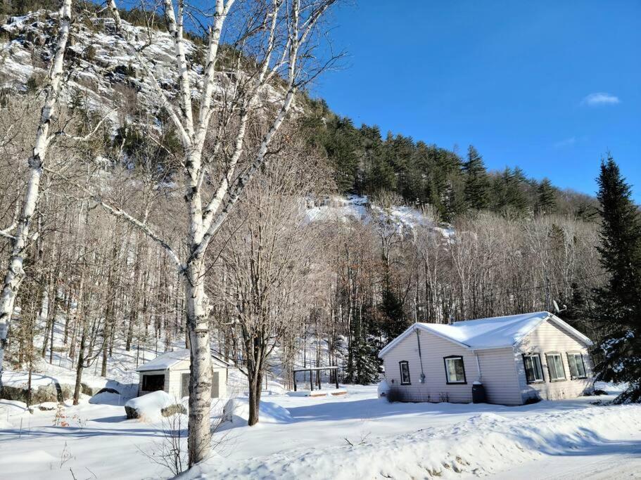 Chalet Falaise By Chalets Nabu Villa Saint-Alexis-des-Monts Bagian luar foto